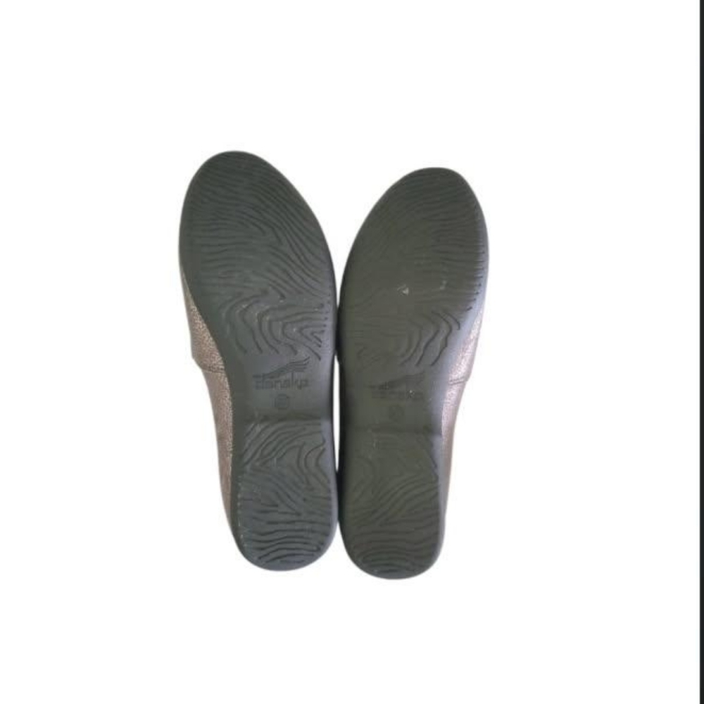 37 Dansko Larisa Leather Pewter Flat Loafer Casual Professional Nurse Women 7 - Picture 4 of 15